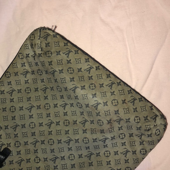 Authentic Louis vuitton bag - Picture 7 of 16